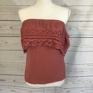 Socialite cold shoulder top